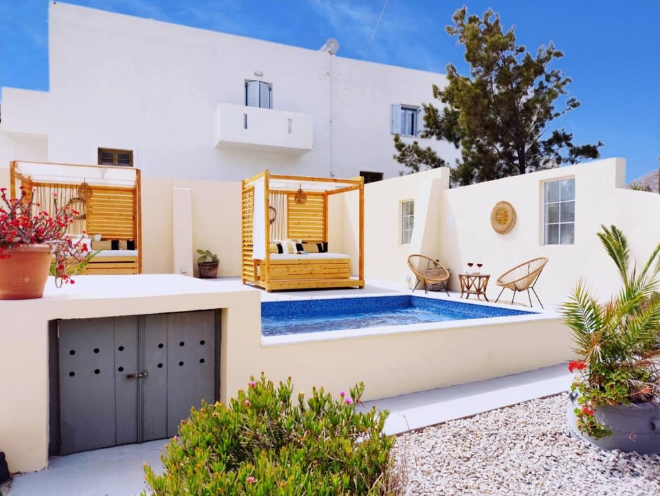 Property building, Balcony/Terrace