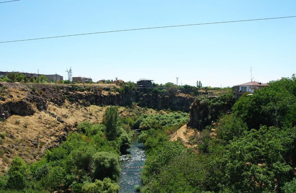 Neighbourhood, Natural landscape