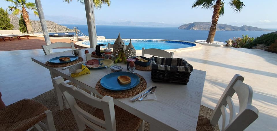 Day, View (from property/room), Balcony/Terrace, Seating area, Pool view, Sea view, Swimming pool, sunbed