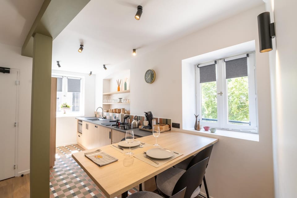 Kitchen or kitchenette, stove