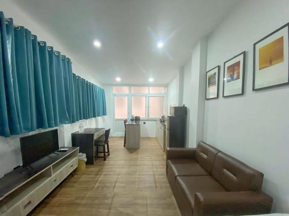 Communal lounge/ TV room, TV and multimedia, Living room, Seating area