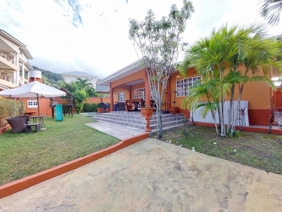 Beau Vallon Villa Self Catering With Pool Villa in Africa