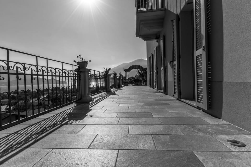 Balcony/Terrace, City view, Garden view, Lake view, Mountain view