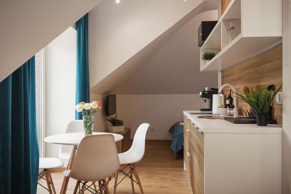 Apartamenty Szaron 250 m do kortów tenisowych i Bulwarów Wiślanych - Dream Apart Apartment in Czechia