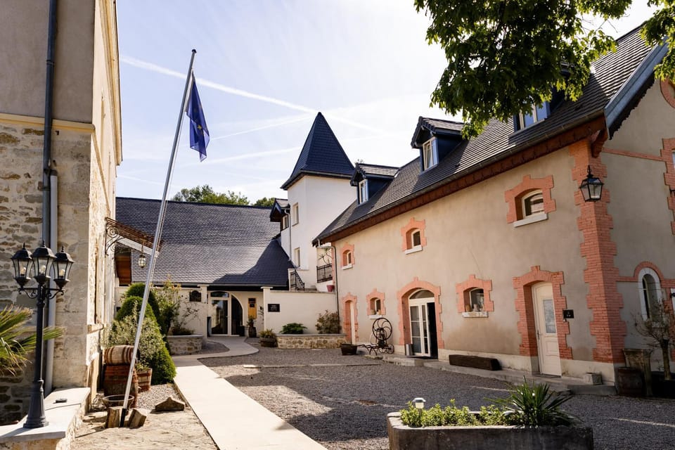 Inner courtyard view