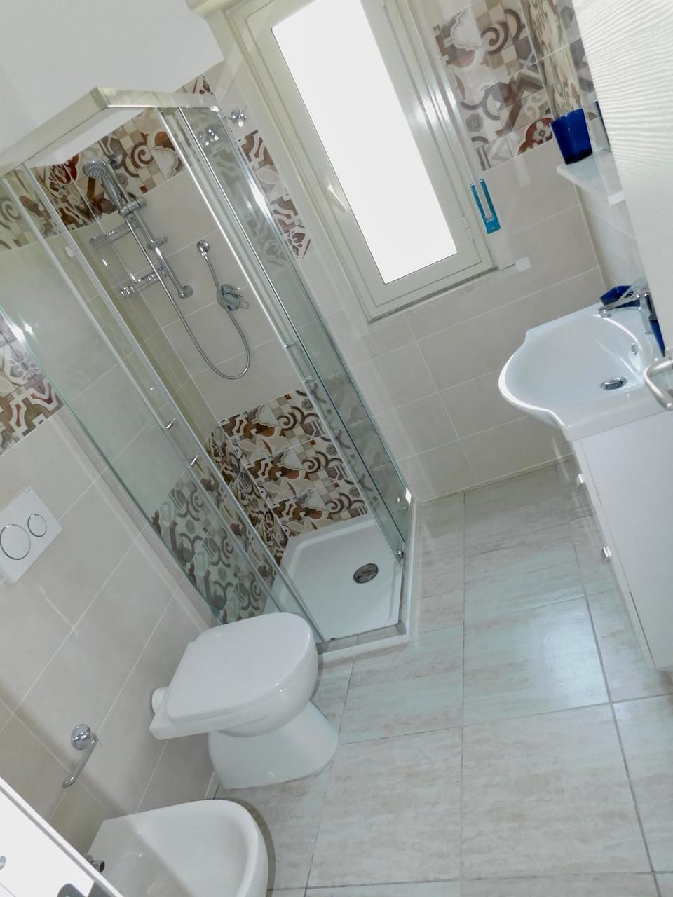 Shower, Toilet, Bathroom, bidet