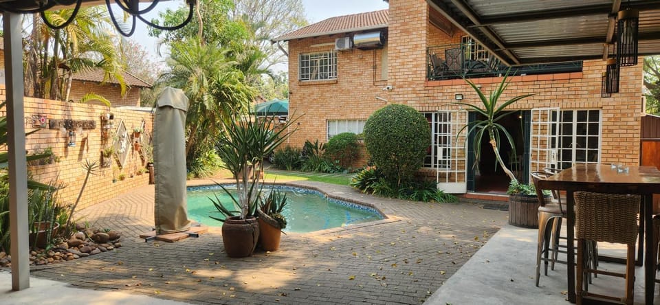 Mahogany Guesthouse Mbombela Vacation rental in South Africa