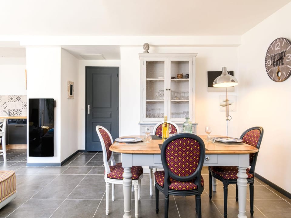 Holiday Home Aimé Bourdier by Interhome House in Arcachon