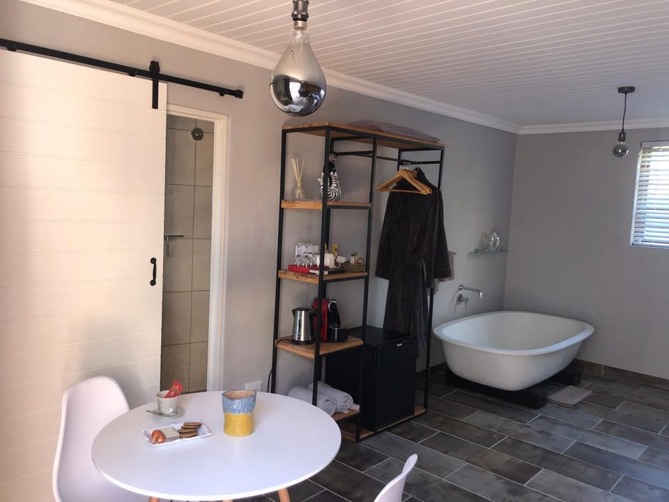 B&B Sauvignon Country Lodge Bed and Breakfast in Western Cape