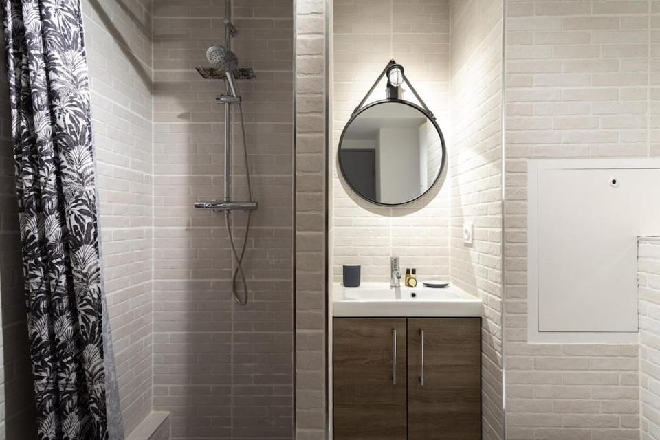 The Cute Sans-Souci Studio Apartment in Lyon