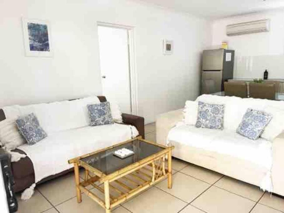 Living room, Photo of the whole room, Seating area