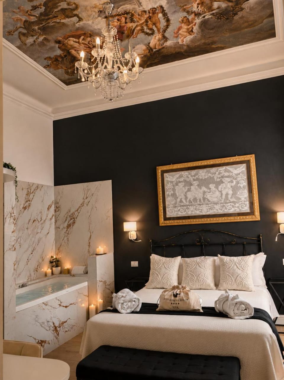 Bed, Photo of the whole room, Decorative detail, Bedroom, Bath