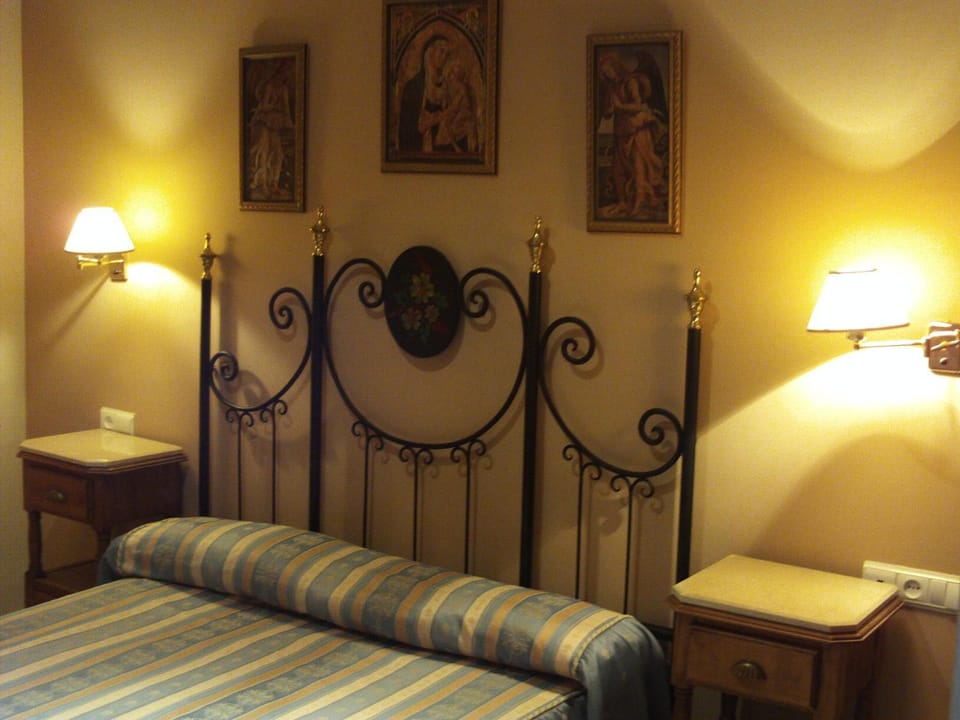 Hostal San Luis Bed and Breakfast in Andalusia