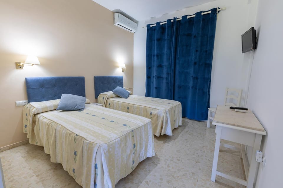 Hostal San Luis Bed and Breakfast in Andalusia