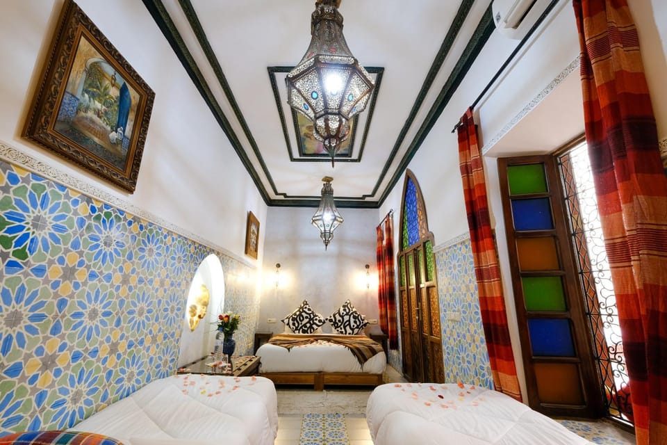 Bed, Photo of the whole room, air conditioner