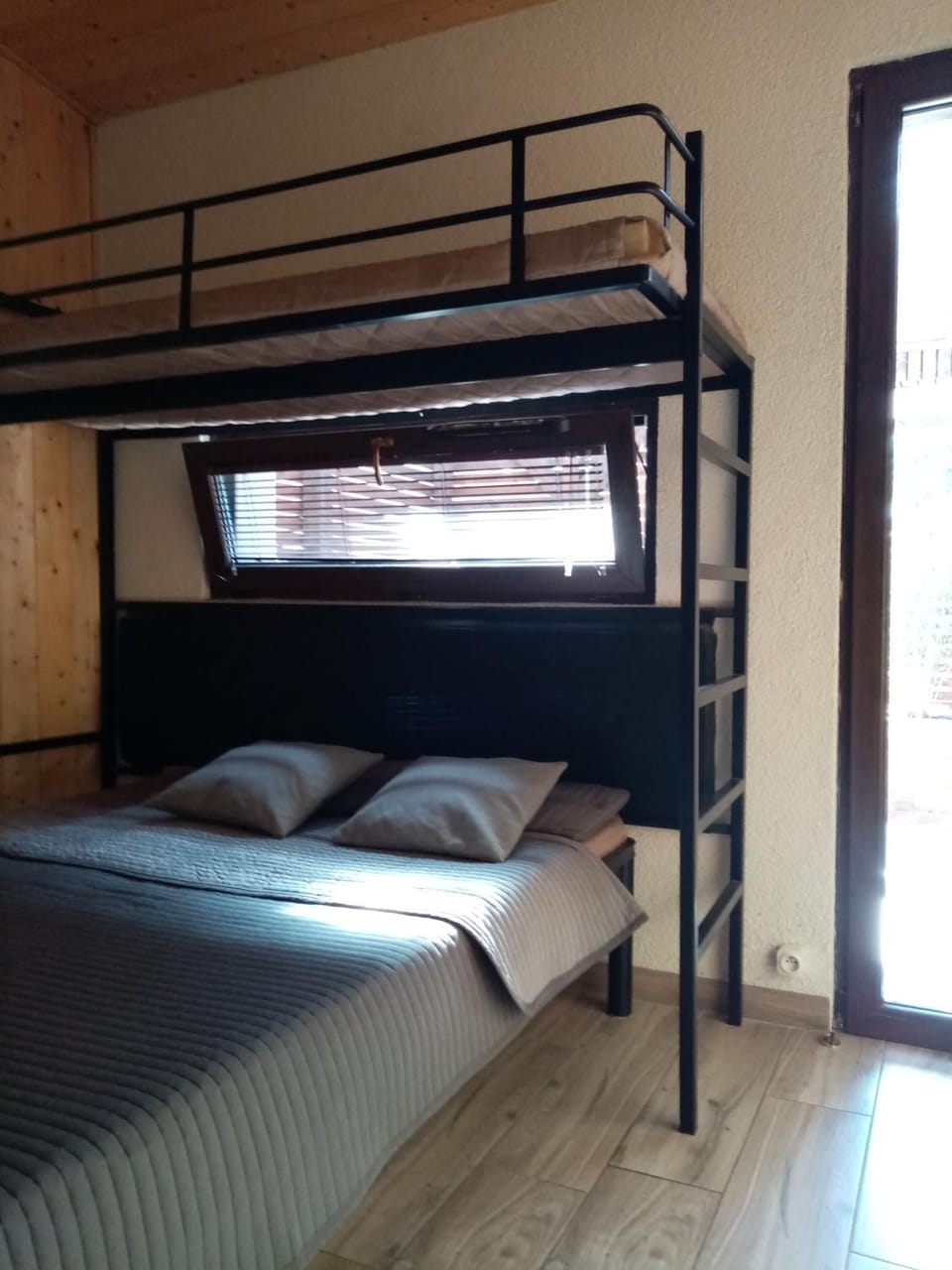 Bed, Bedroom, bunk bed