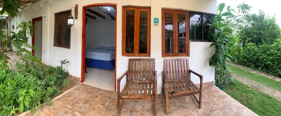 View (from property/room), Dining area, Garden view