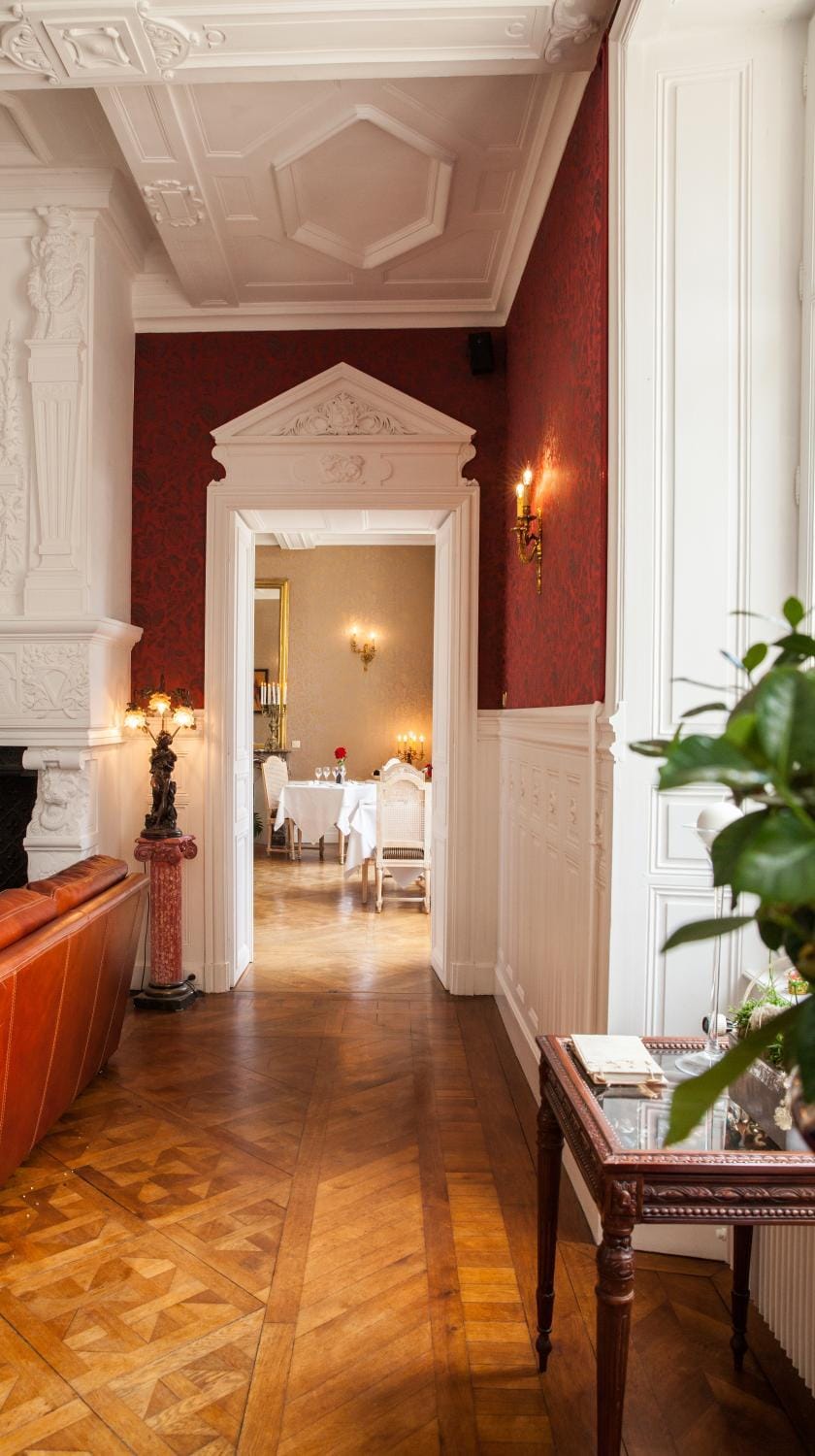 Restaurant/places to eat, Decorative detail