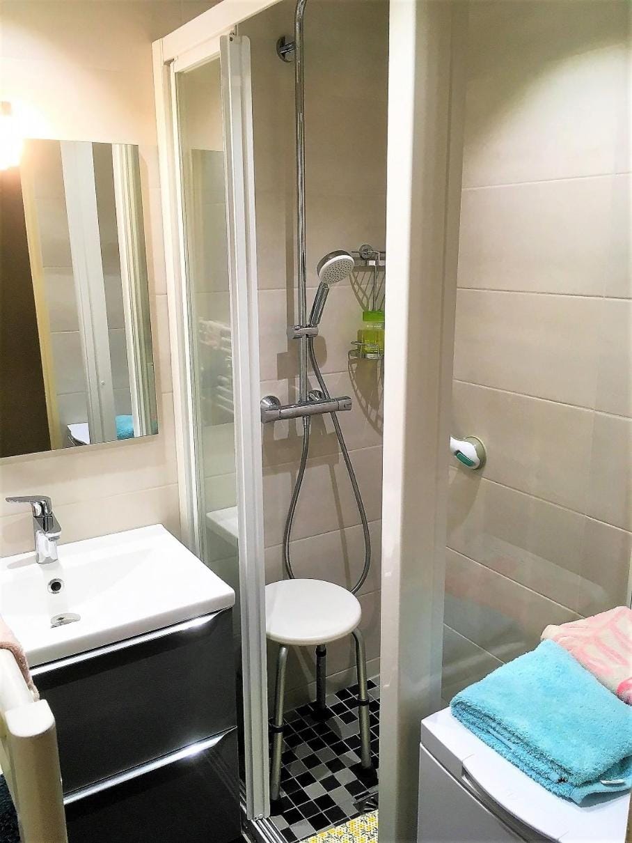 Studio bord de mer à proximité monaco et menton 4 personnes à roquebrune cap martin Apartment in Roquebrune-Cap-Martin