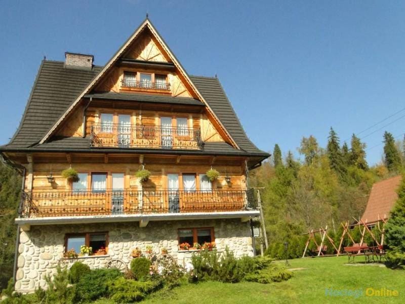 Property building, Garden view