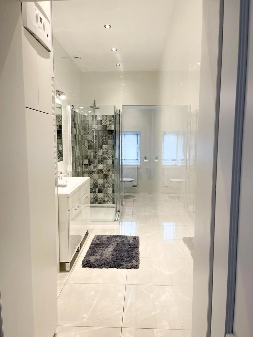 Shower, Bathroom