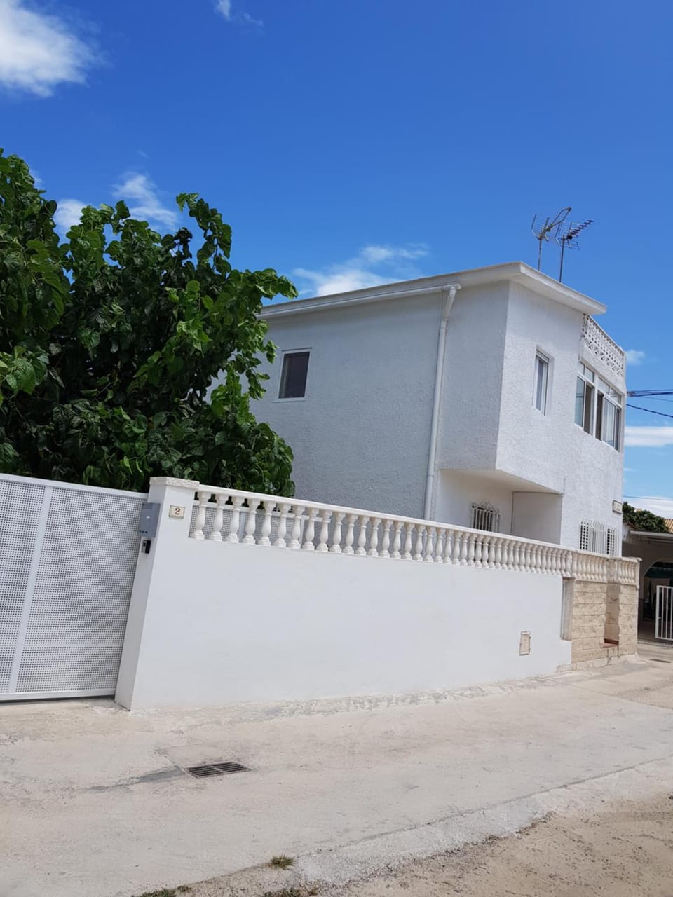 Property building, Facade/entrance