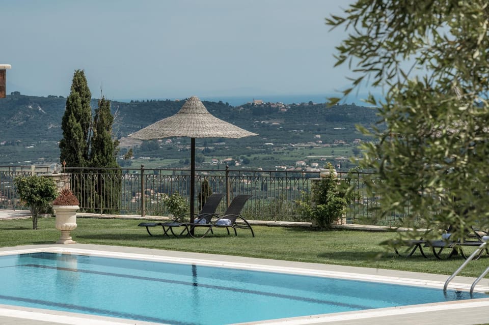 Garden, Swimming pool