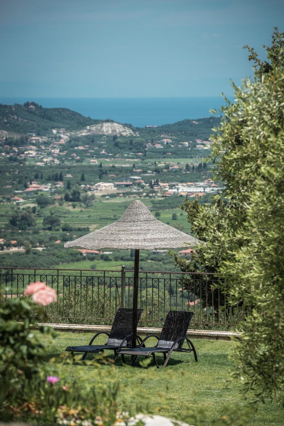 Garden, View (from property/room), City view, Swimming pool