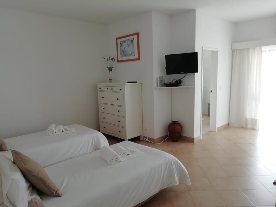 Living room, Bedroom