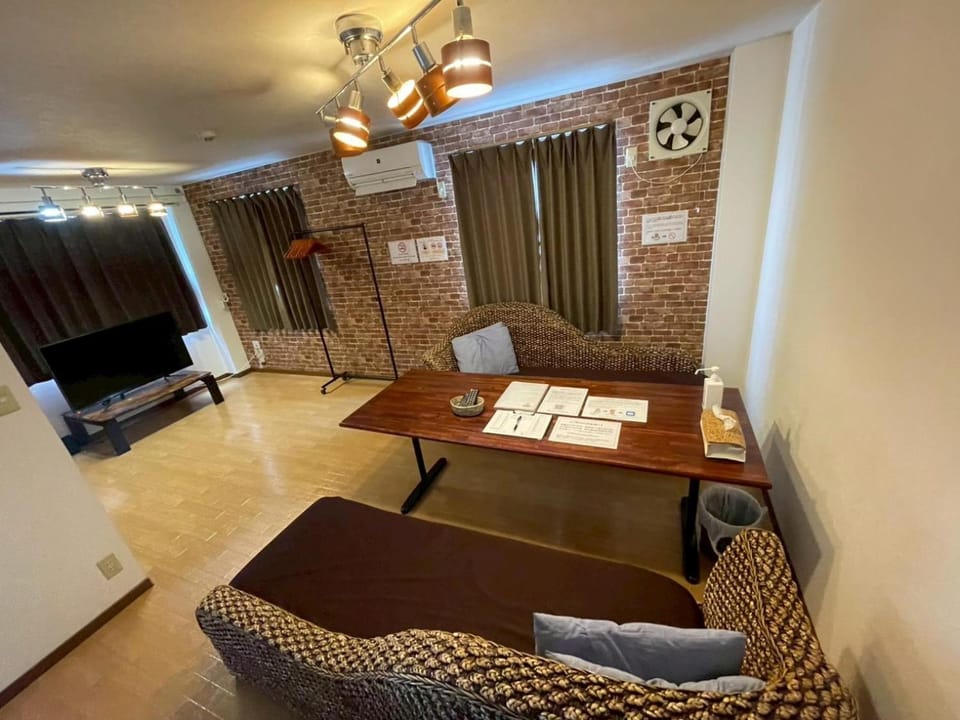 Living room, Dining area