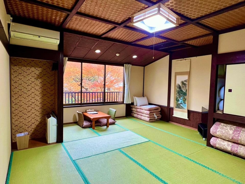 Onsen & Garden -Asante Inn- Bed and Breakfast in Hakone