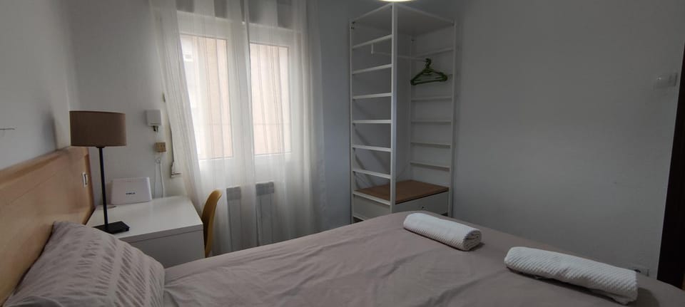 Bed, Bedroom, towels, wardrobe