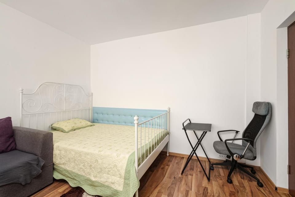 Bed, Photo of the whole room
