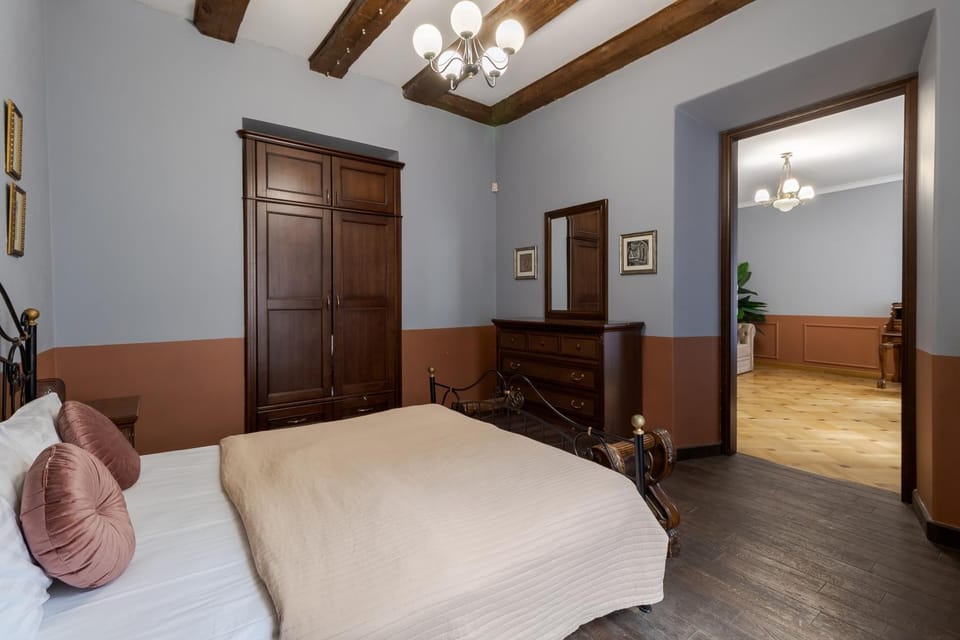 Bed, Photo of the whole room, Bedroom, wardrobe
