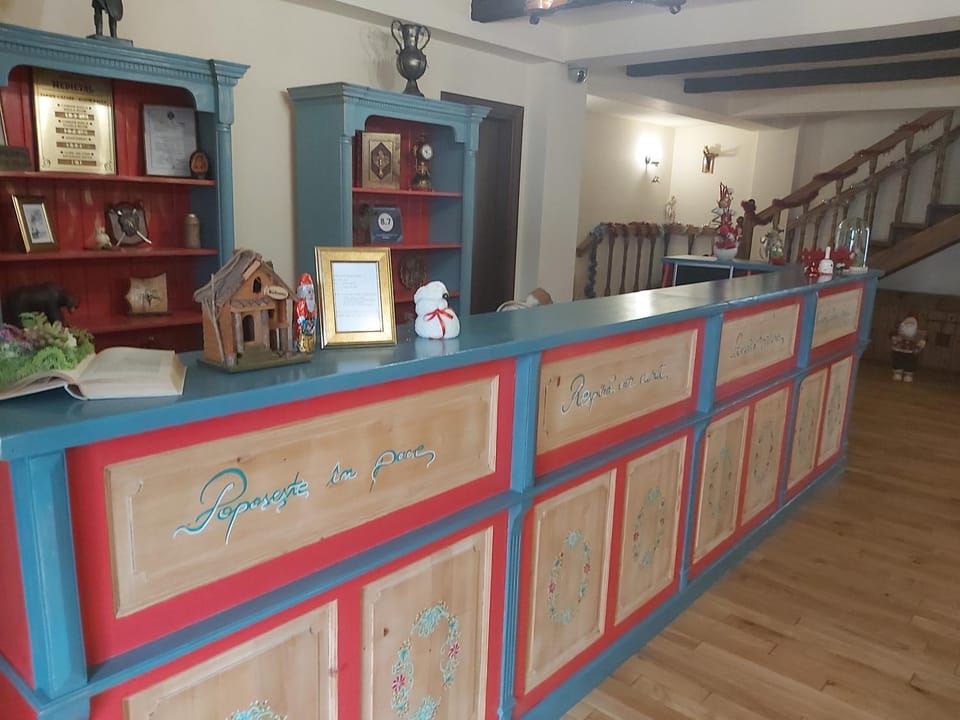Pensiunea Medieval Bed and Breakfast in Prahova, Romania