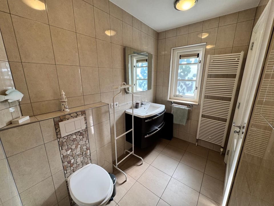 Toilet, Bathroom