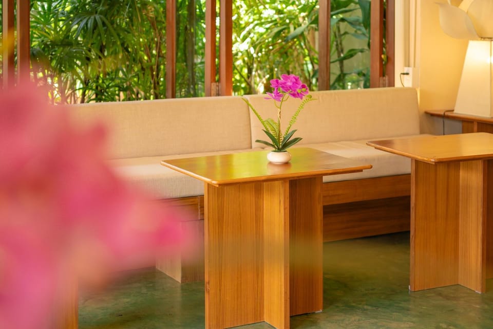 Seating area