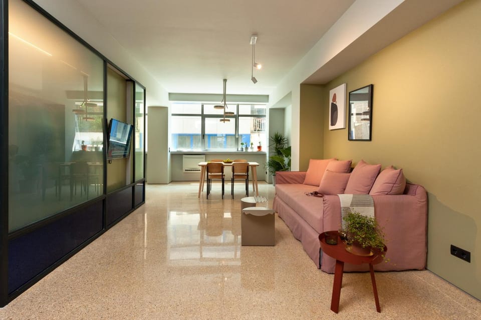 Kitchen or kitchenette, Living room, Photo of the whole room, Seating area, Dining area