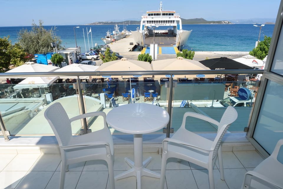 Hotel Plaza Hotel in Euboea