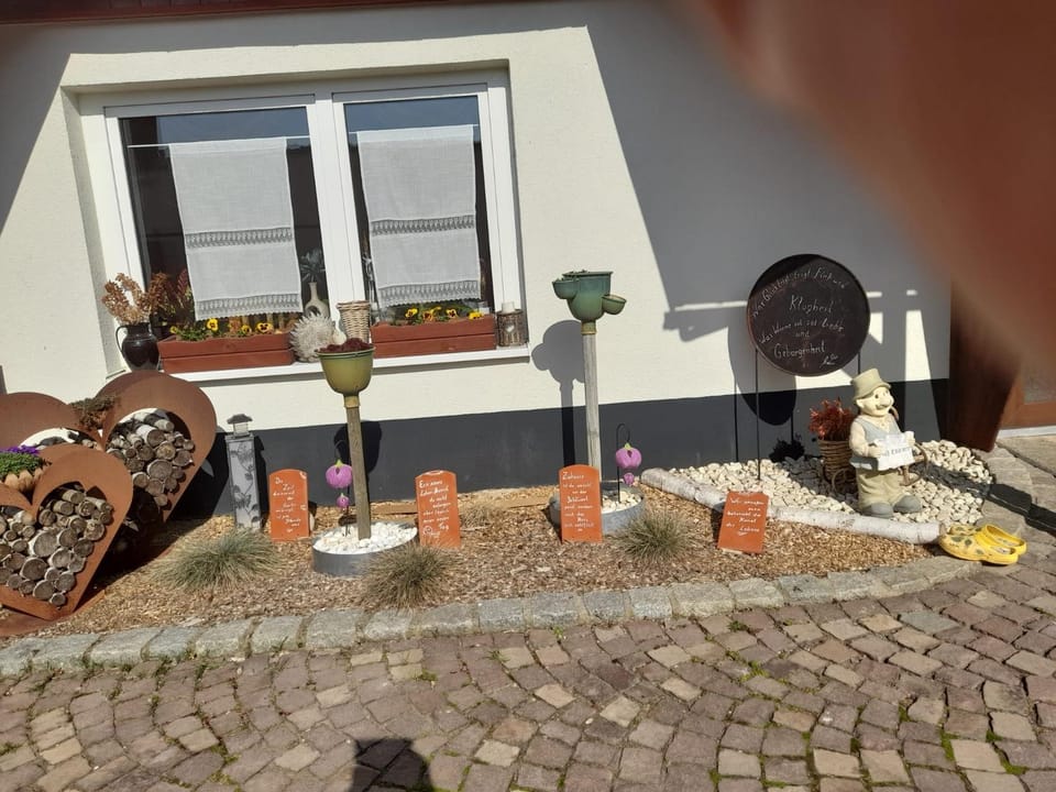 Pension Sonnenhof Bed and Breakfast in Thuringia, Germany