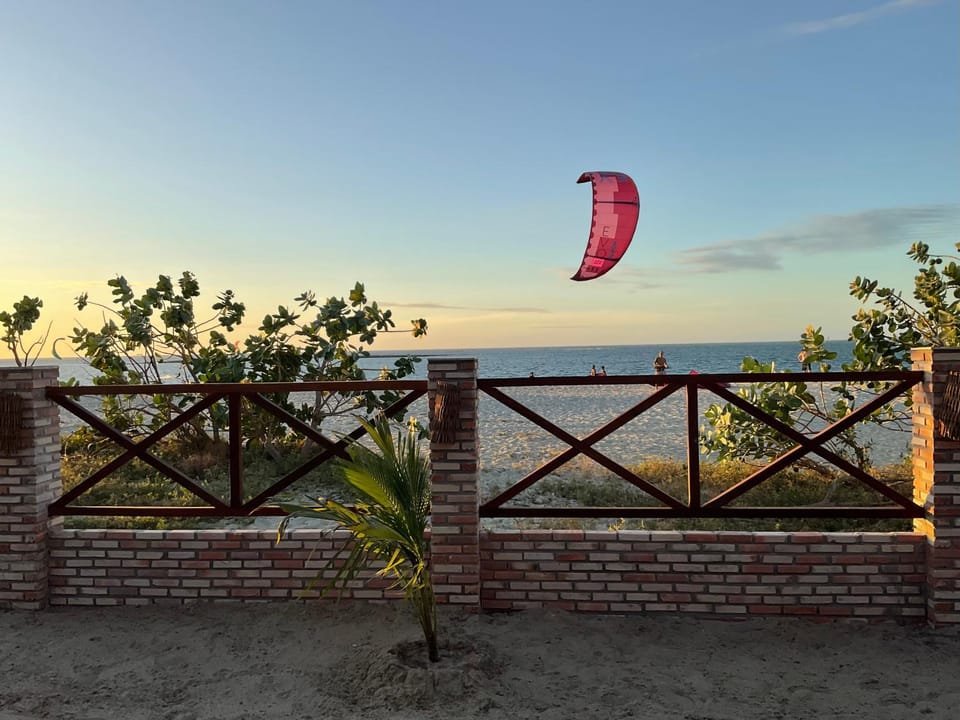 BEACH HOUSE - Suite 2 - NA PRAIA -BEACHFRONT Bed and Breakfast in State of Ceará