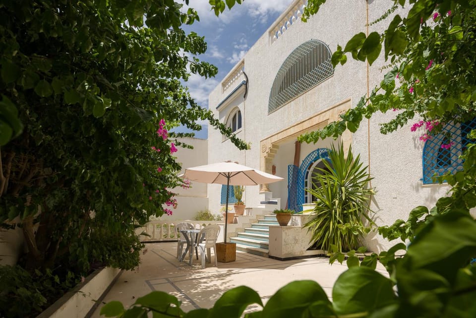 Property building, Garden