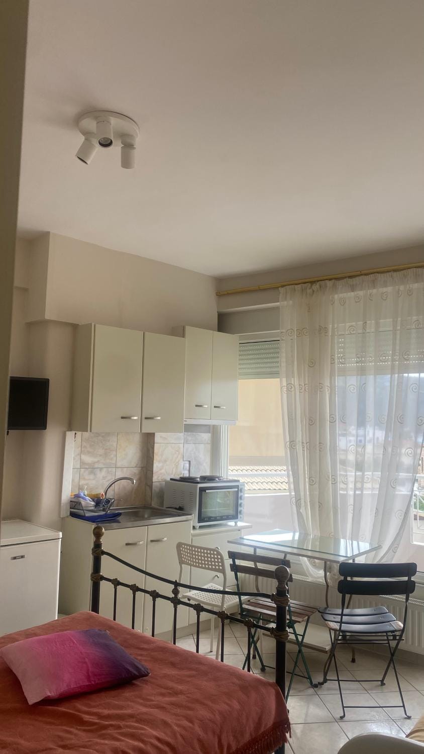Maria's 2 Studios Apartments Flats to Let -heart city ,50m harbor Chantzara Apartment in Peloponnese, Western Greece and the Ionian