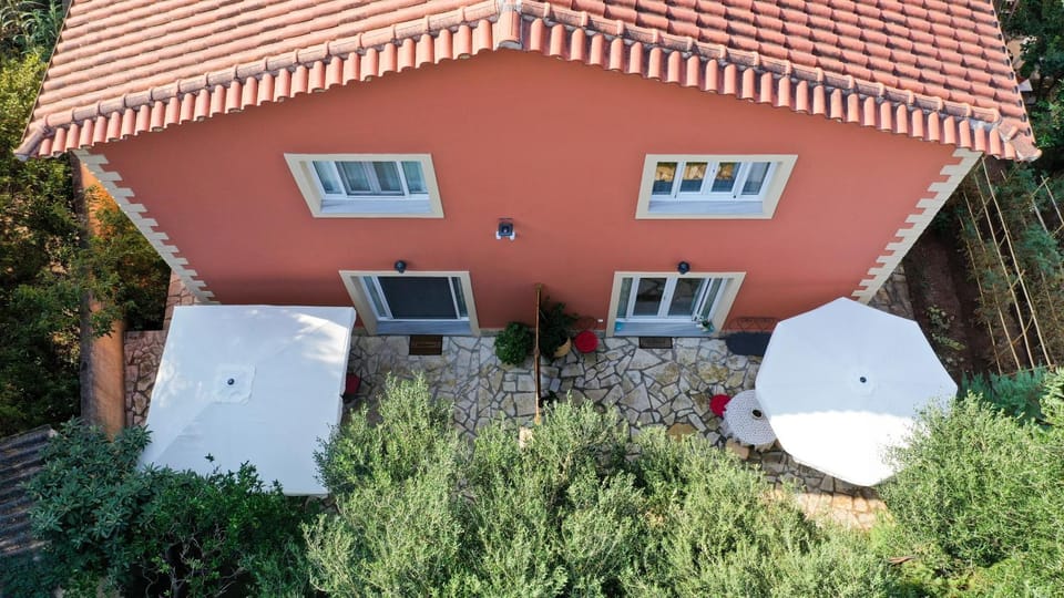 George's Sweet n' Cozy Maisonette in Ipsos Corfu Apartment in Corfu, Greece