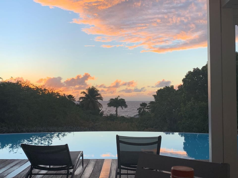 Swimming pool, Sunrise, sunbed
