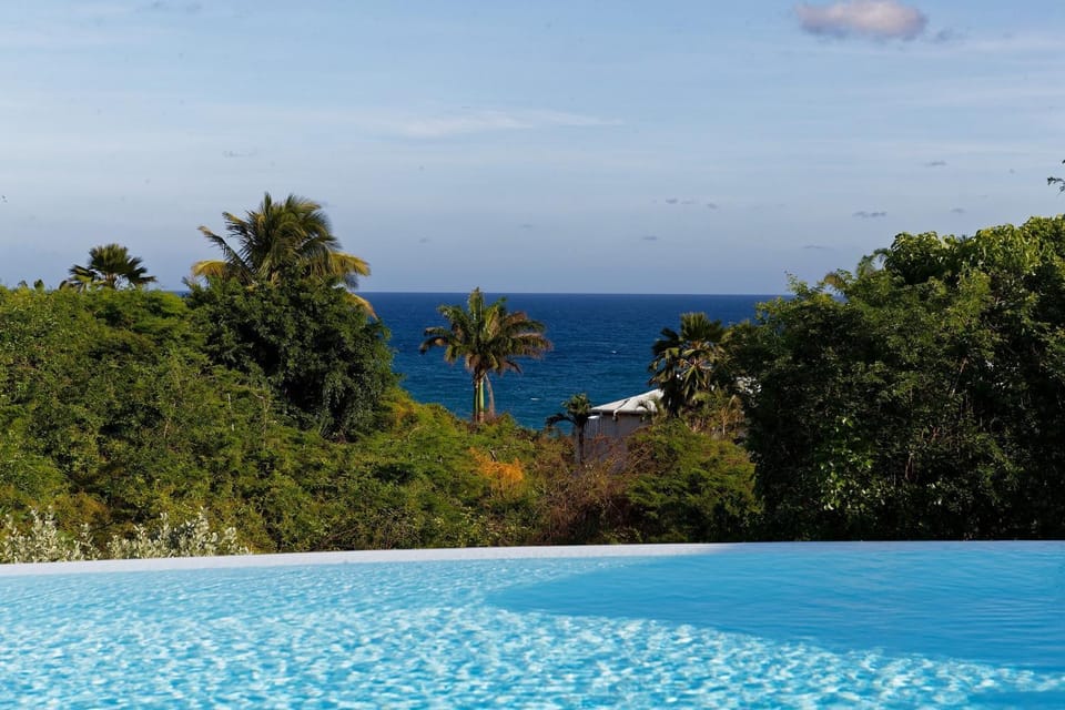 Natural landscape, Sea view, Swimming pool, Swimming pool