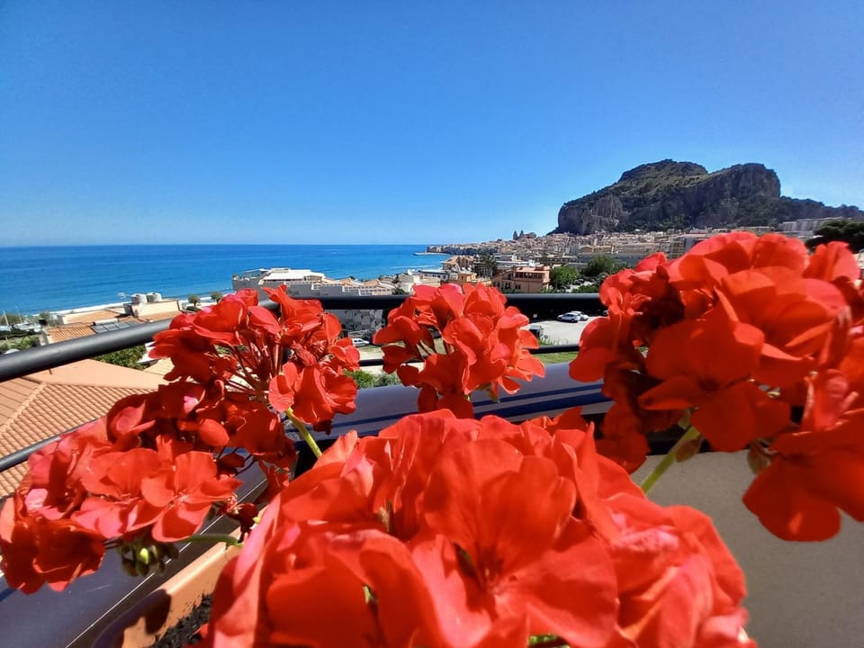 Day, Natural landscape, View (from property/room), Balcony/Terrace, Sea view