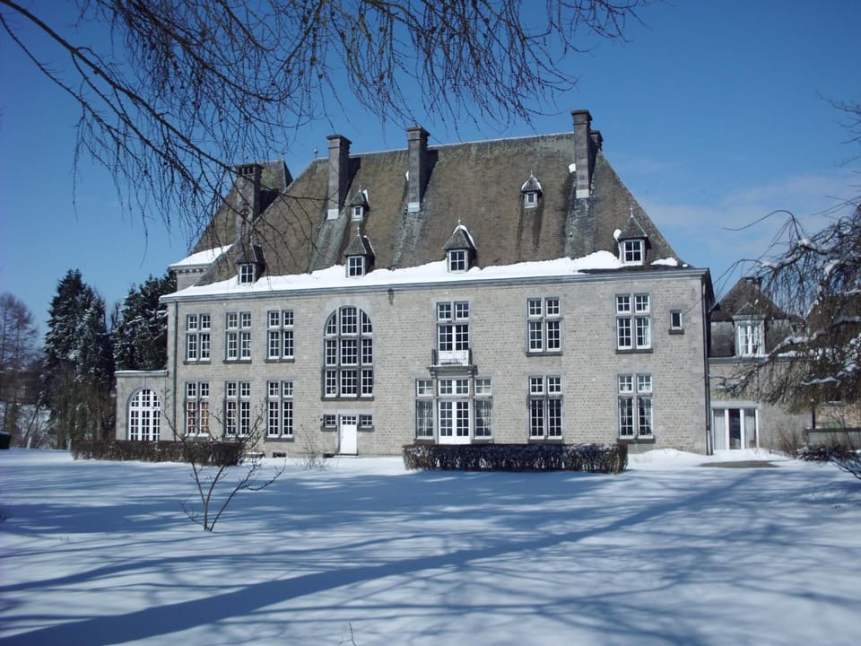 Facade/entrance, Facade/entrance