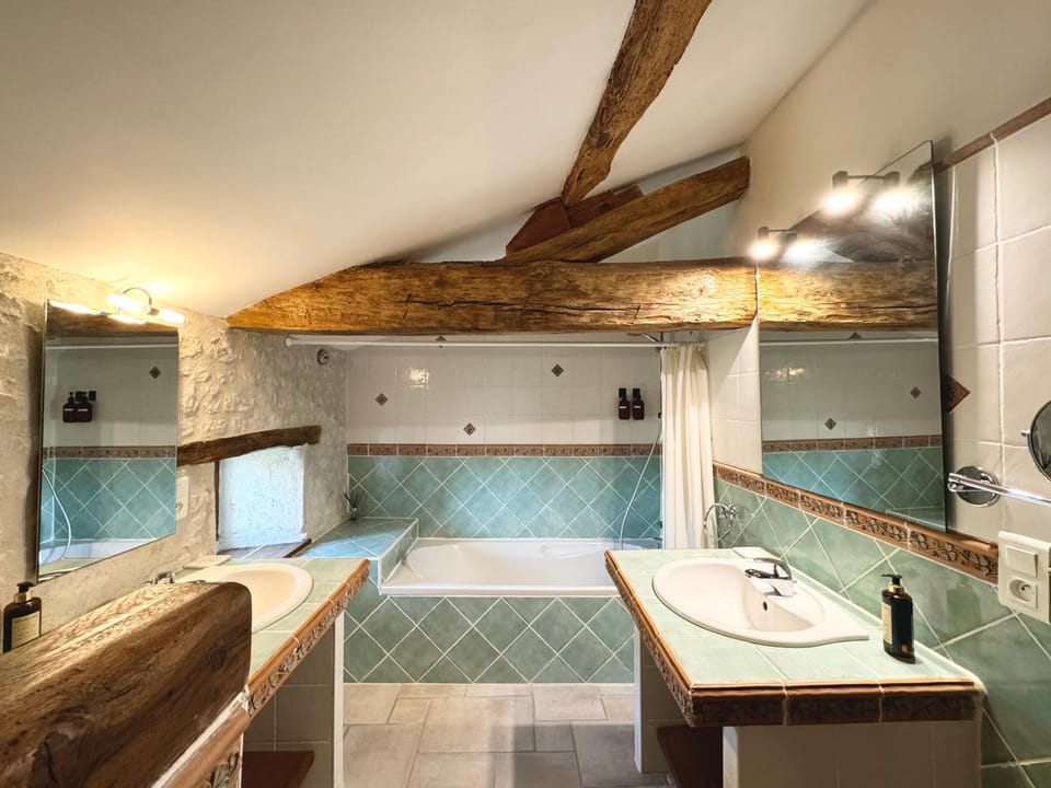 Bathroom, Bath