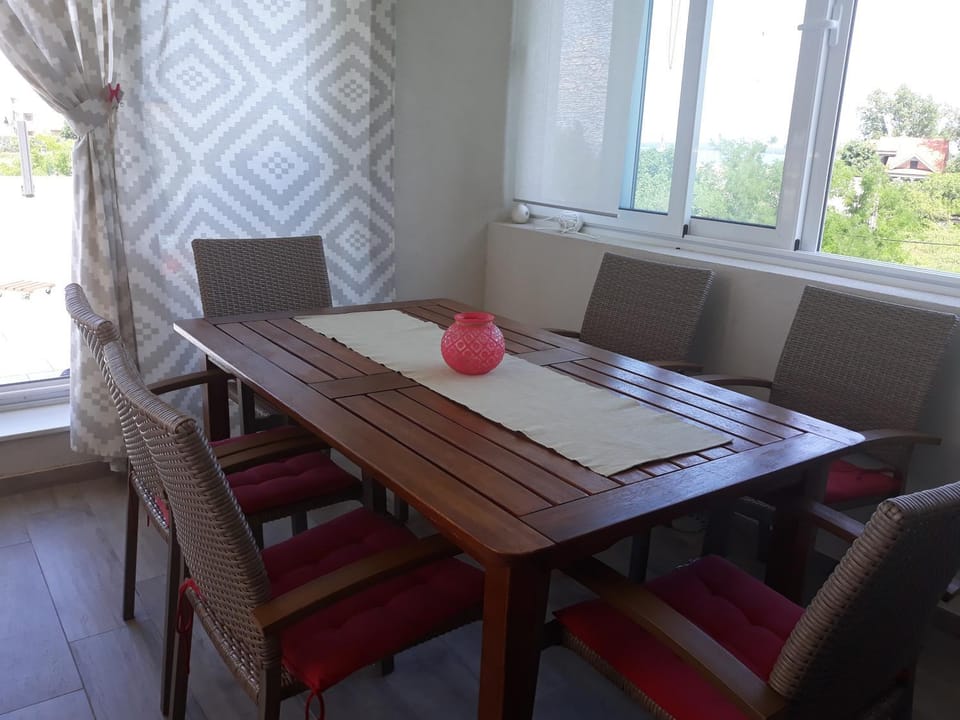 Balcony/Terrace, Dining area